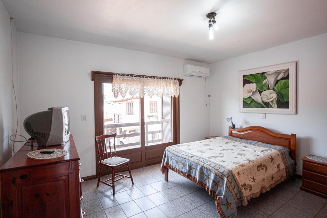 Sobrado Da Helen Apartment Torres Exterior photo